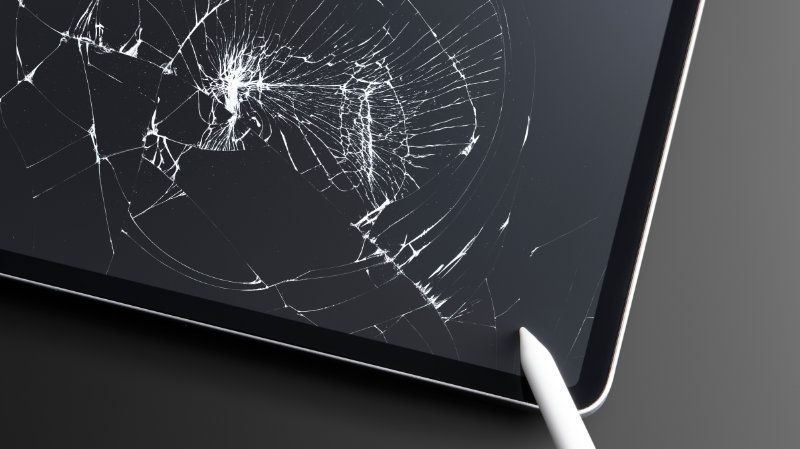 Reparación de cristal en tablets y móviles: ¿qué hacer si se rompe la pantalla?