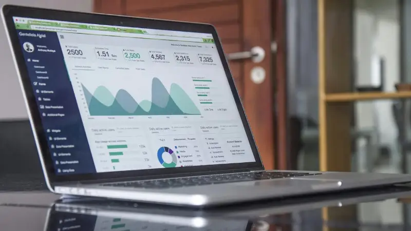 Salidas profesionales y roles emergentes en IA y Big Data
